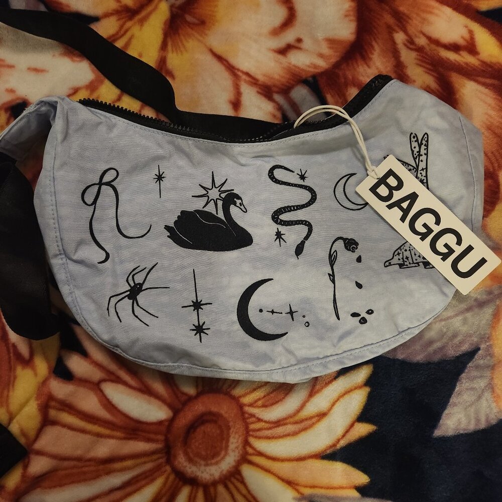 Baggu nylon crescent bag